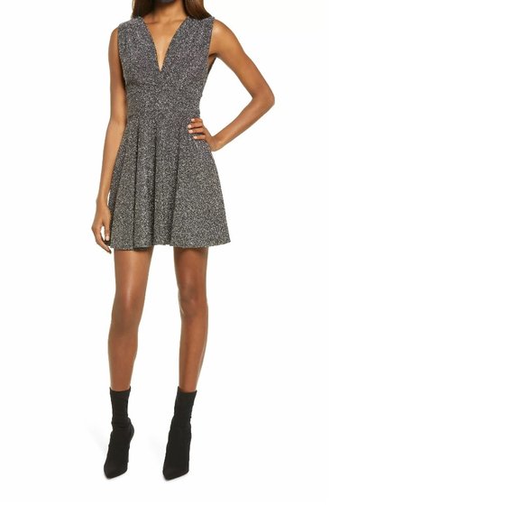 🎁 FRAICHE BY J Shimmer Deep V-Neck Fit & Flare Minidress - Picture 1 of 6